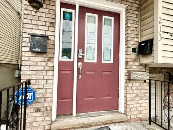 213 Palmer St Floor 2, Elizabeth, NJ 07202