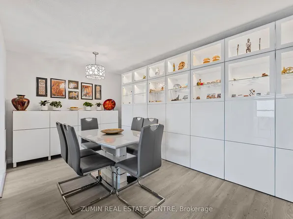 30 Malta Ave #1101, Brampton, ON L6Y 4S5