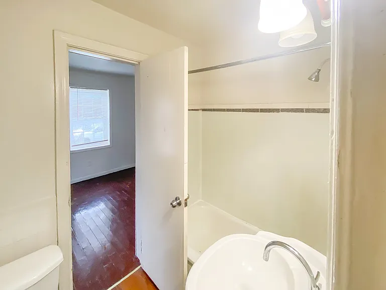 3415 Danbury Rd — Photo 7
