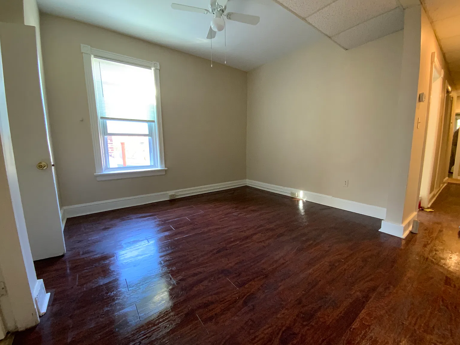 2 bed, 1050 sqft, $1,600 — Photo 4