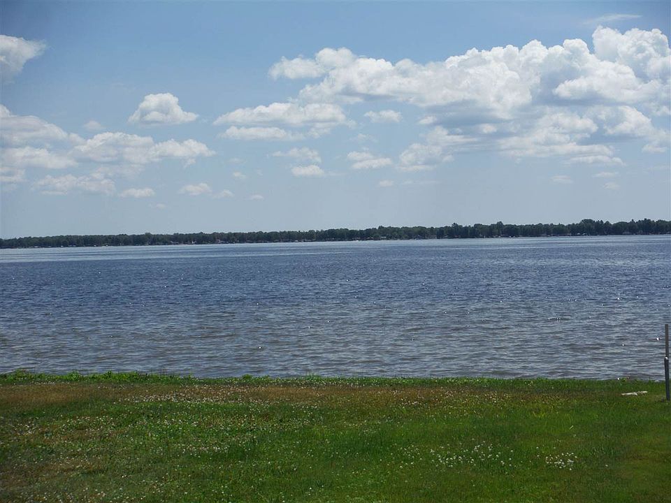 1st image of W Shore Dr