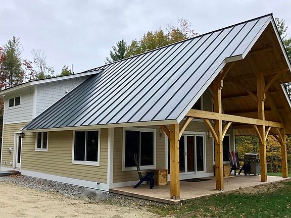 2nd image of 32 New Canada Rd