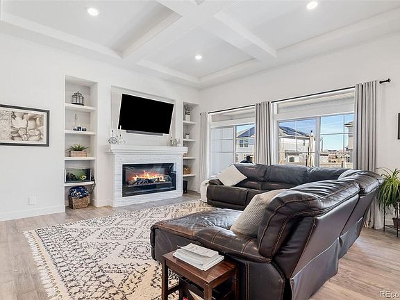 4th image of 20551 Beekman Pl
