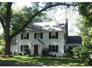 9 Emerson Rd, Wellesley, MA 02481