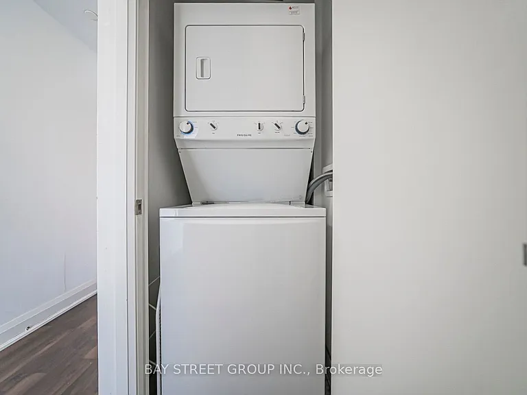 160 Vanderhoof Ave #1508 — Photo 14