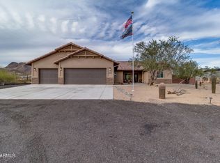 156 E Frontier St, Apache Junction, AZ 85119