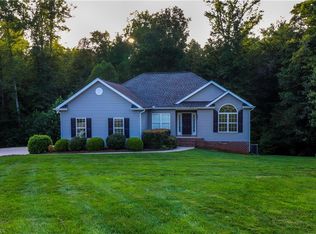131 Appaloosa Ct, Stokesdale, NC 27357