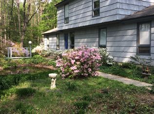 8078 Cadys Woods Dr, Hanover, VA 23069