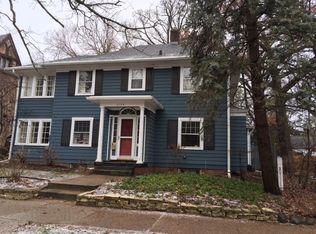 2135 Chamberlain Ave, Madison, WI 53726
