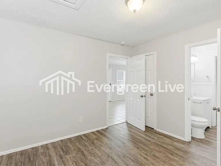 3111 Ashmore Dr — Photo 8