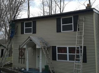 101 Dillion Rd, Dingmans Ferry, PA 18328