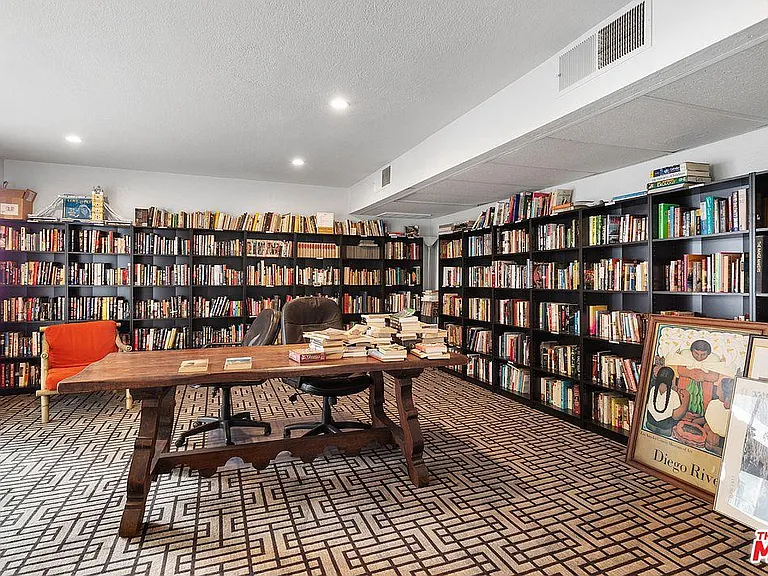 Quiet reading room