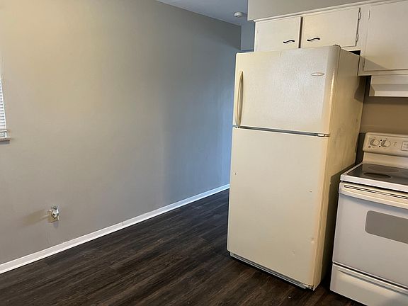 5th image of 2978 Reis Ave #2978