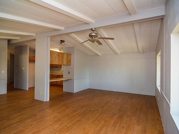 3rd image of 13540 N Warfield Cir