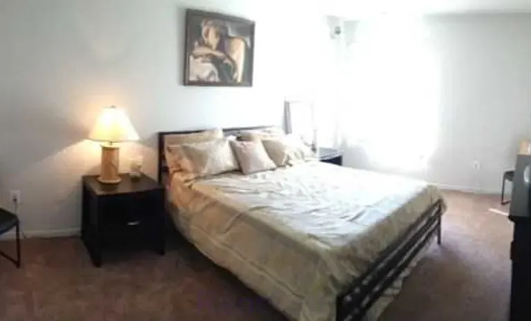 Oak Ridge Apartments — Photo 9