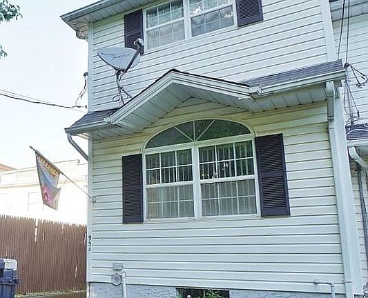 2nd image of 95 Graves St #A