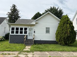 1509 Champaign Ave, Mattoon, IL 61938