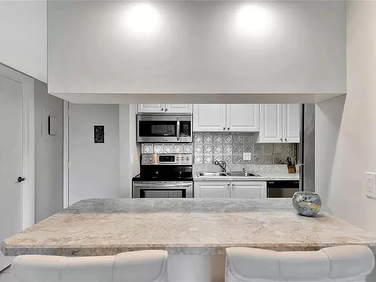 1815 Robalo Dr #106C — Photo 6