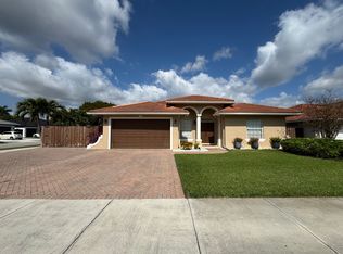 16085 SW 103rd Ln, Miami, FL 33196