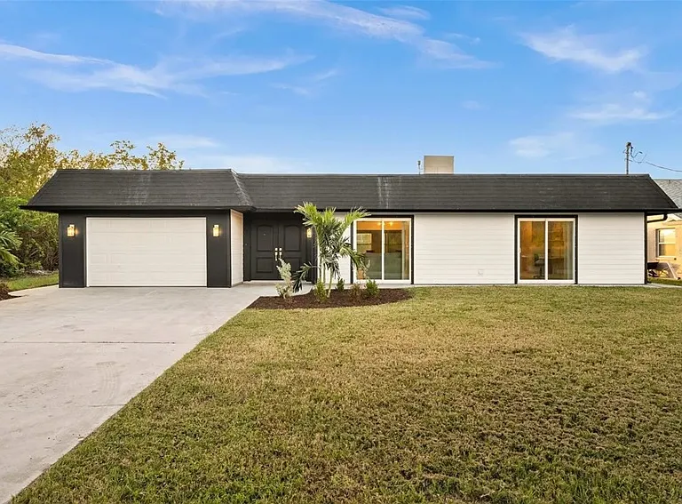 110 Ciboa Ave — Photo 4
