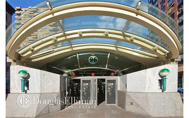 Sold by Douglas Elliman | media 8