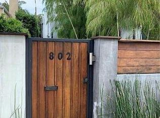 802 N Harper Ave, Los Angeles, CA 90046