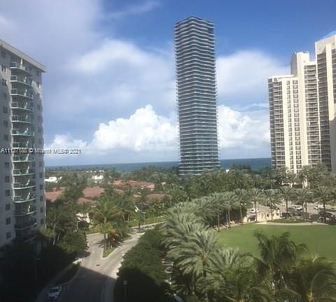 5th image of 19370 Collins Ave APT 803