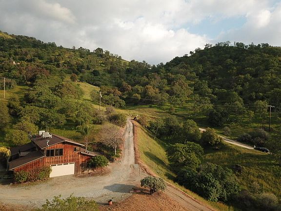 4th image of 41652 W Mynatt Drive #2