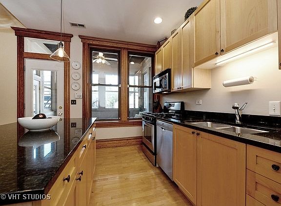 5th image of 2140 W Potomac Ave #1