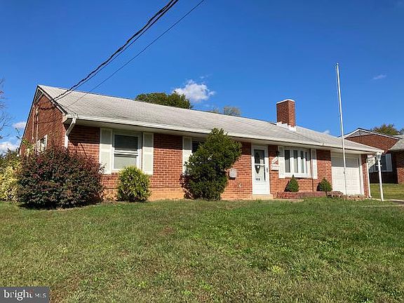 2nd image of 6304 Yosemite Dr