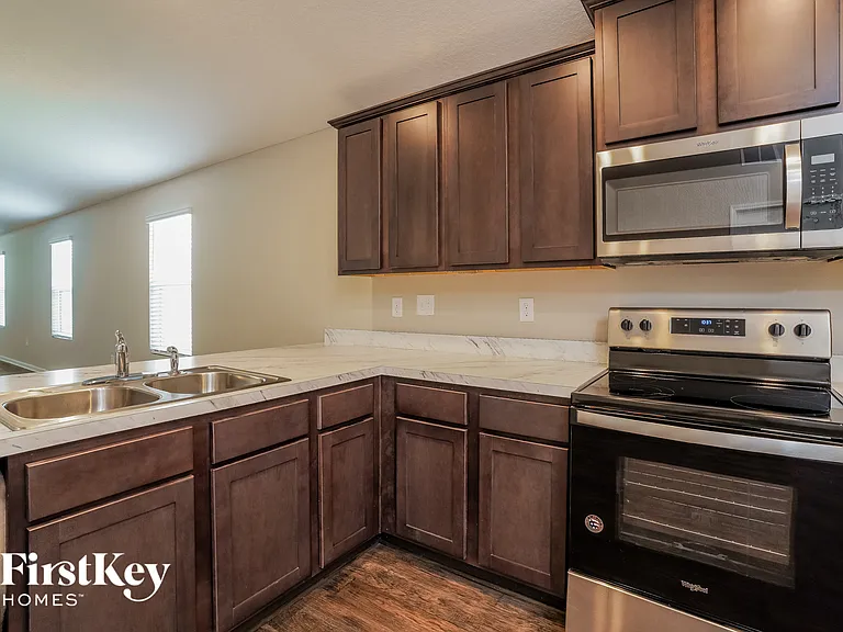 10056 Sitting Fox Dr — Photo 8