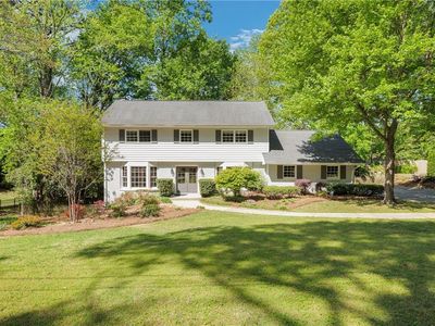 1486 Kings Down Cir, Atlanta, GA, 30338