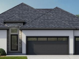 19326 Skyview Ln, Spring Hill, KS 66083