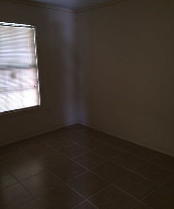 3rd image of 2405 N Minnesota Ave