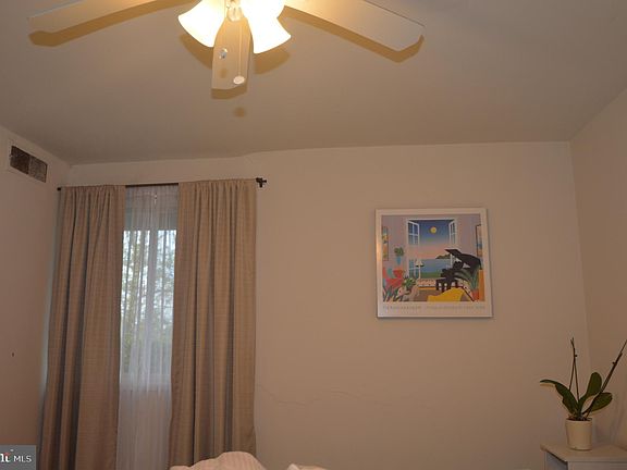 4th image of 160 Talbott St APT T-4
