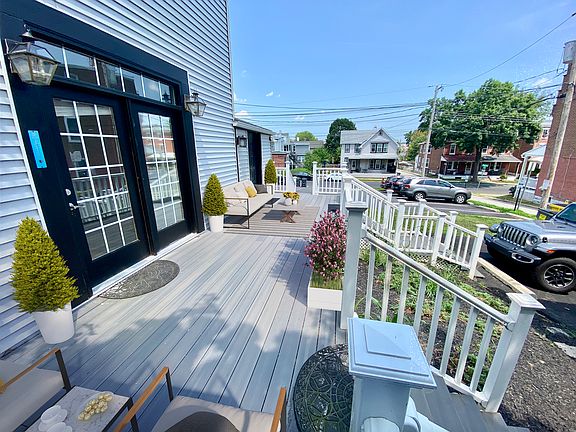 3rd image of 305 S Main St #5