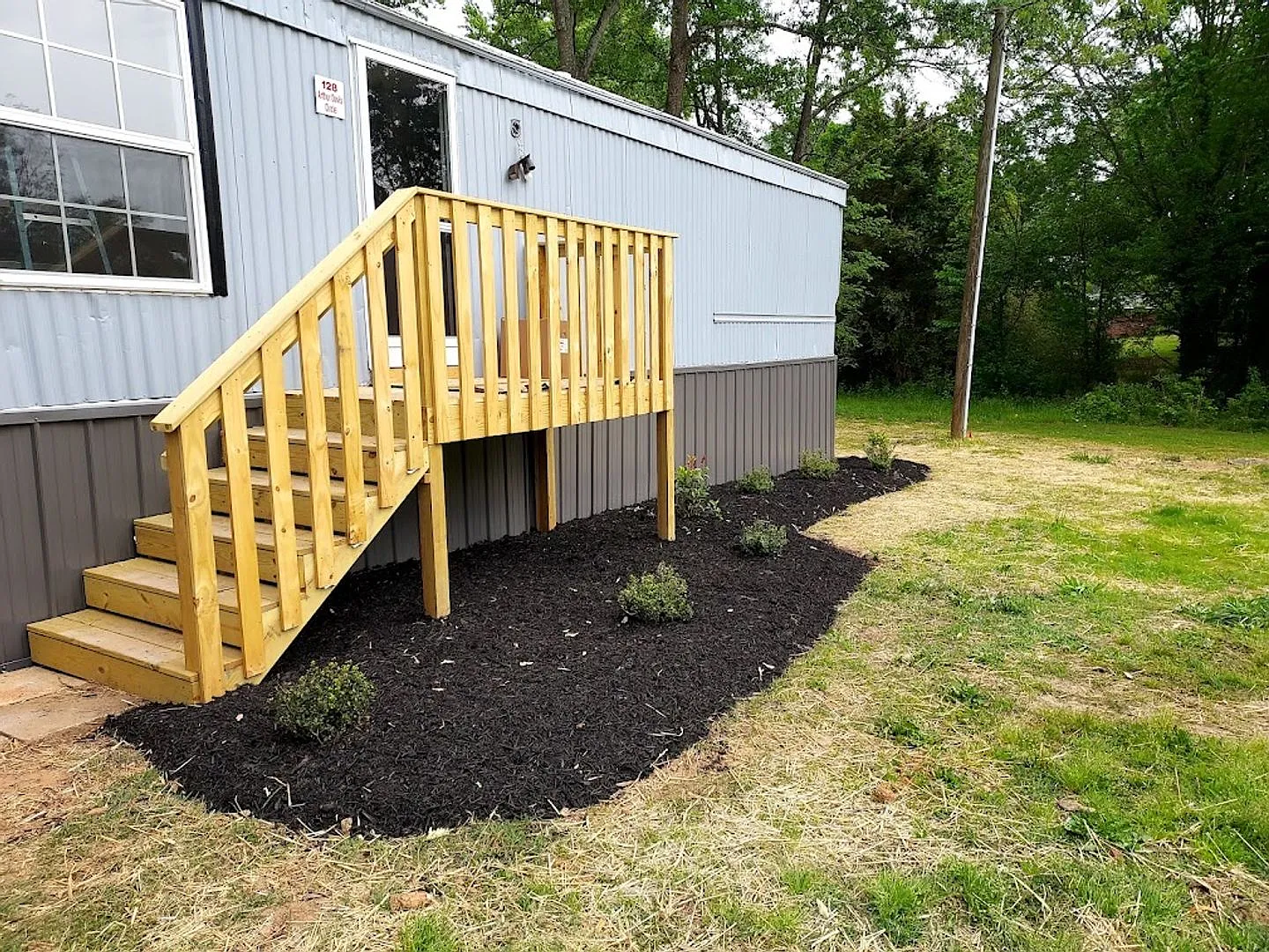 3 Bedroom Mobile Home in West Pelzer — Photo 2