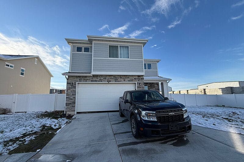 1st image of 2316 W Lydia Ln