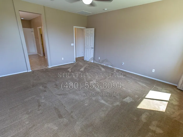 18295 W Saguaro Ln — Photo 26