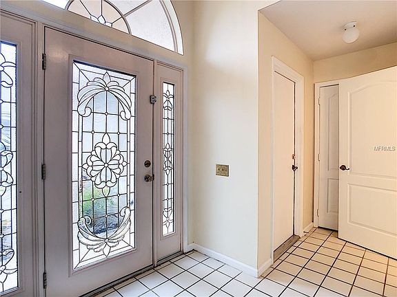 3rd image of 3581 Cherryhill Dr