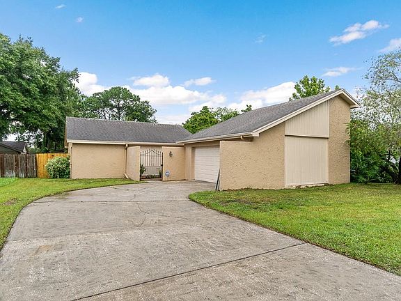 3rd image of 8308 La Serena Dr