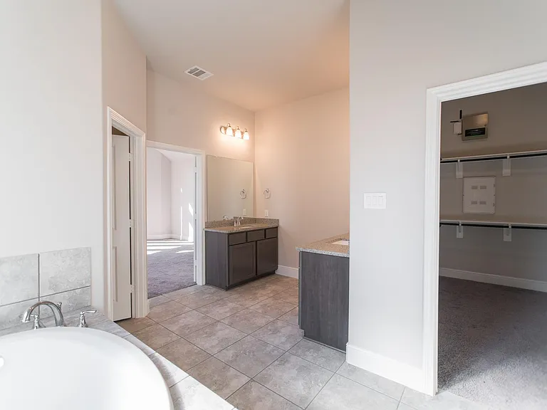 10054 Preserve Way — Photo 27