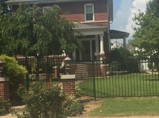 327 N 9th St, Saint Charles, MO 63301