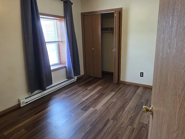 112 Main St #4 — Photo 8