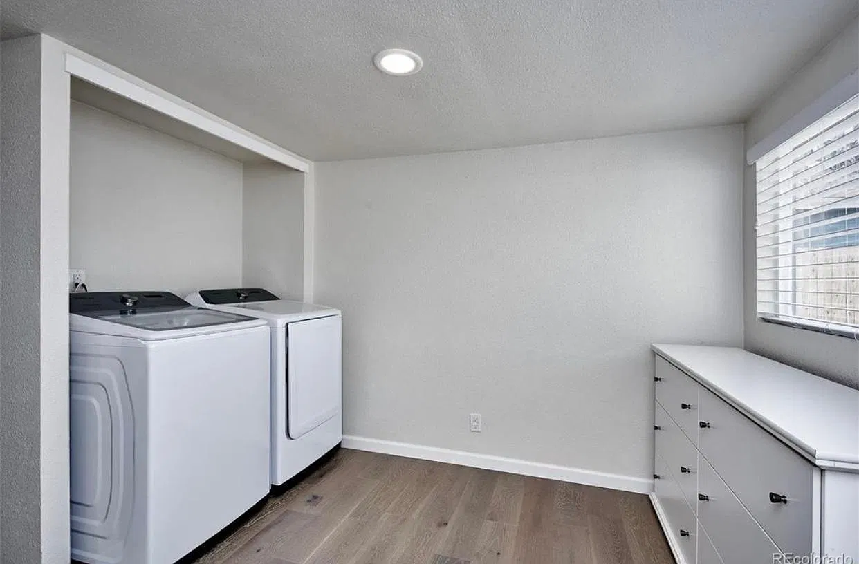 3 bed, 1355 sqft, $3,500 — Photo 4