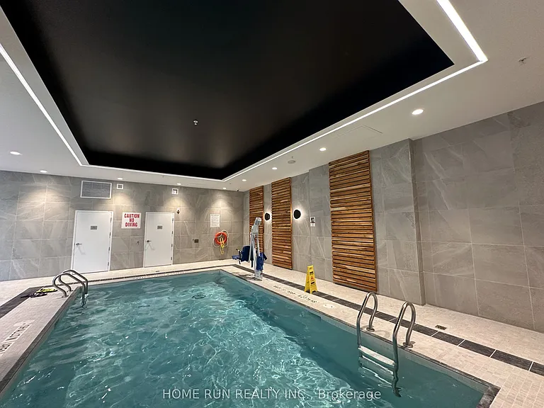 340 Queen St #1701 — Photo 20