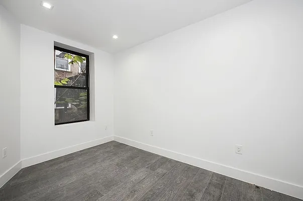 Rented by Ink Realty Services LLC | media 3