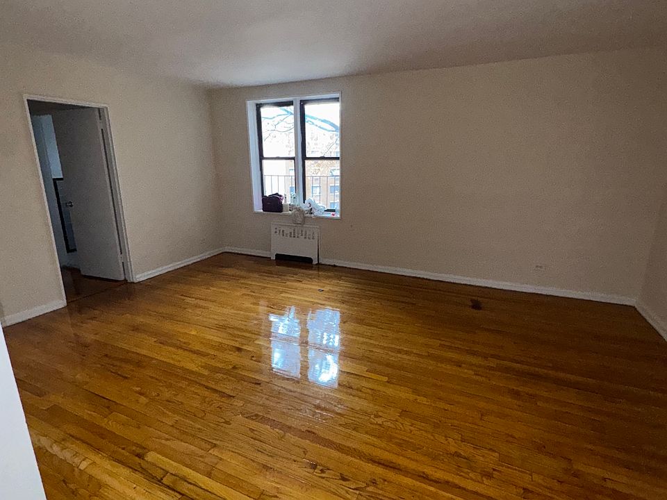 1st image of 139-27 Pershing Cres #4J
