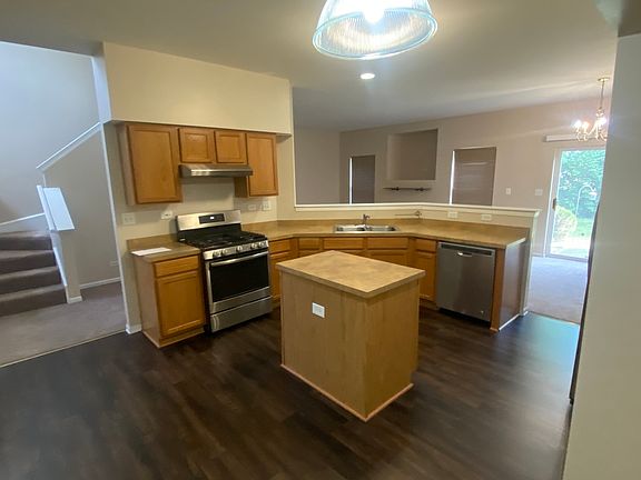 3rd image of 6921 Clearwater Dr