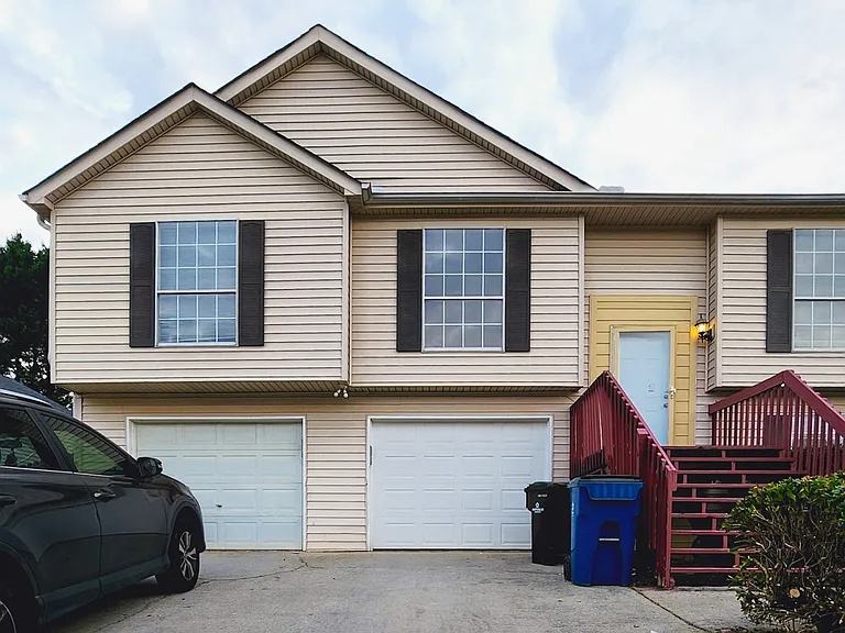 87 Sandpiper Ln — Photo 1